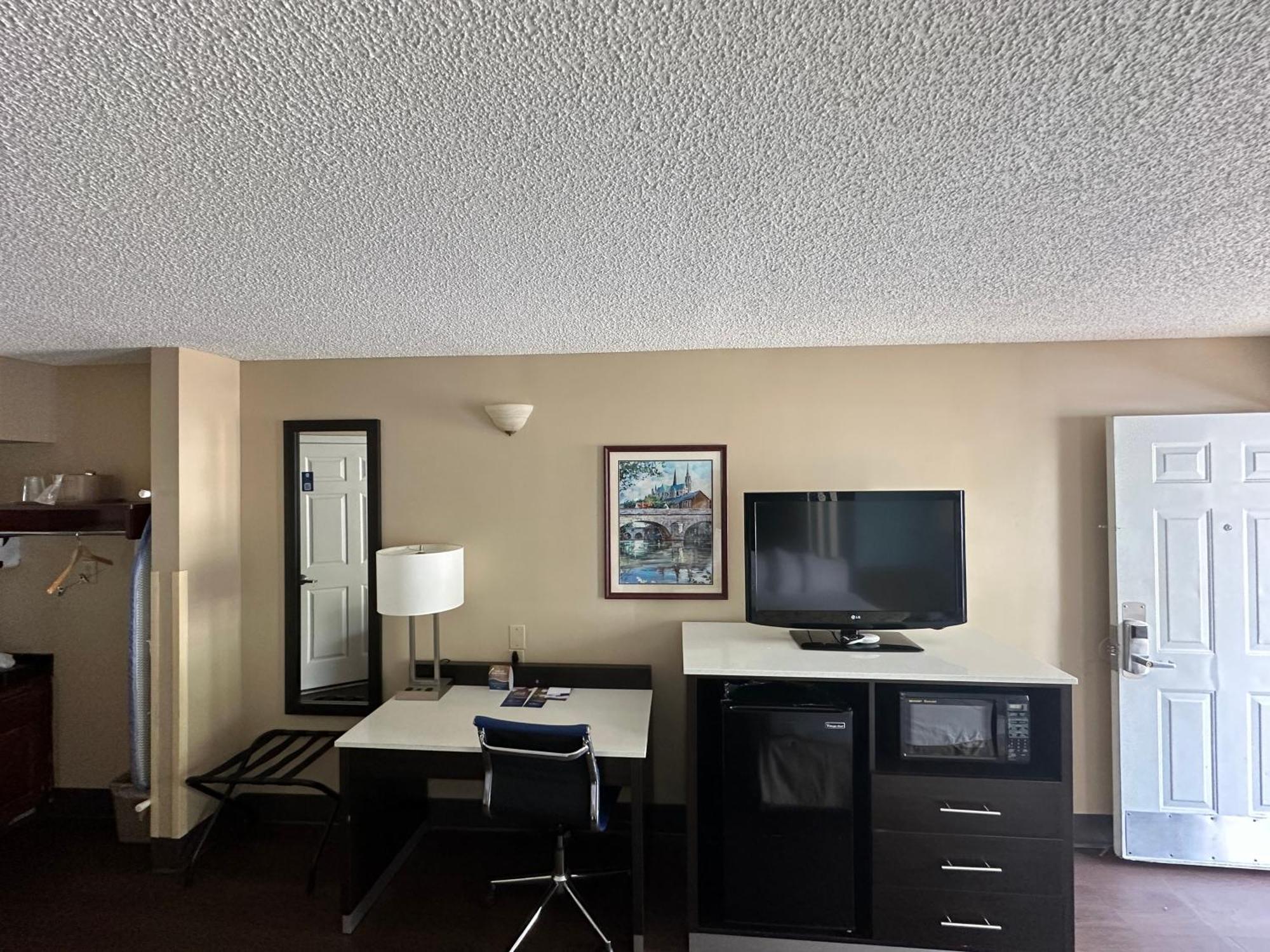 Baymont By Wyndham Thomasville Exterior photo